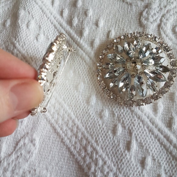 1x Silver Jewel Blue Metal Large Brooch - Picture 3 of 3